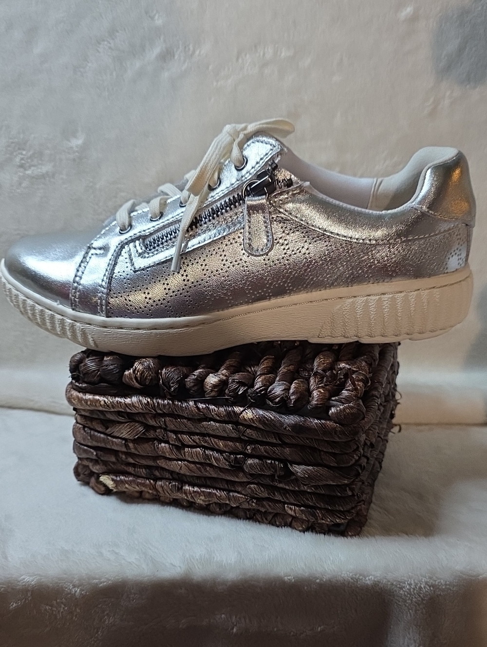 Clarks Collection Silver Metallic Lace-Up Sneakers with Side Zip